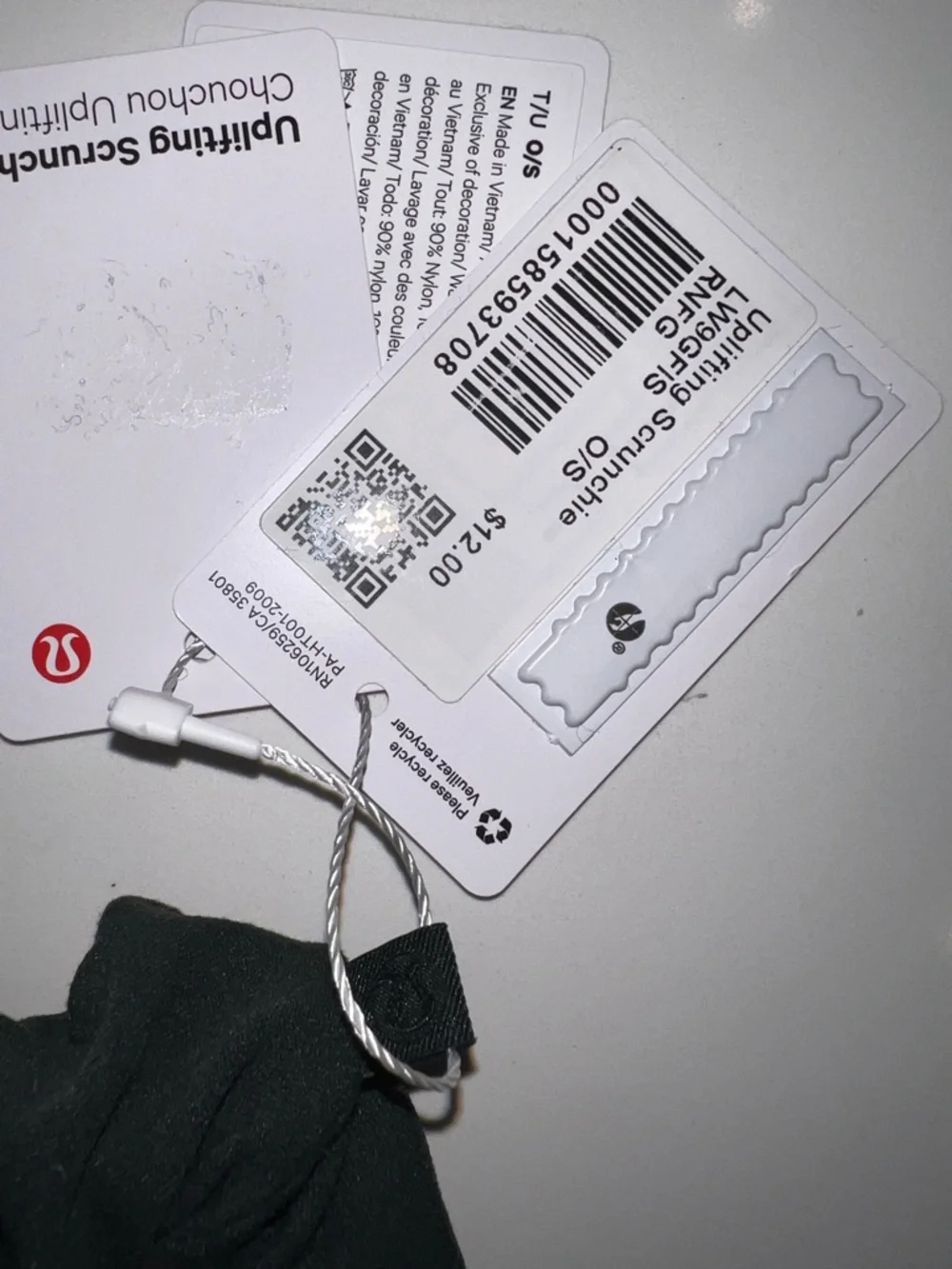NWT Lululemon Uplifting Scrunchie – Black | NWT Hair Tie